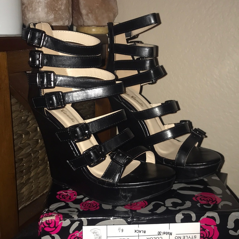 NWOT in box  never worn, Black strappy wedge heels